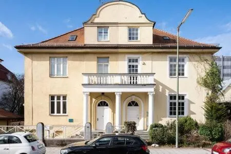 Image 4 of 2bedroom in historic villa near Nymphenburg Palace