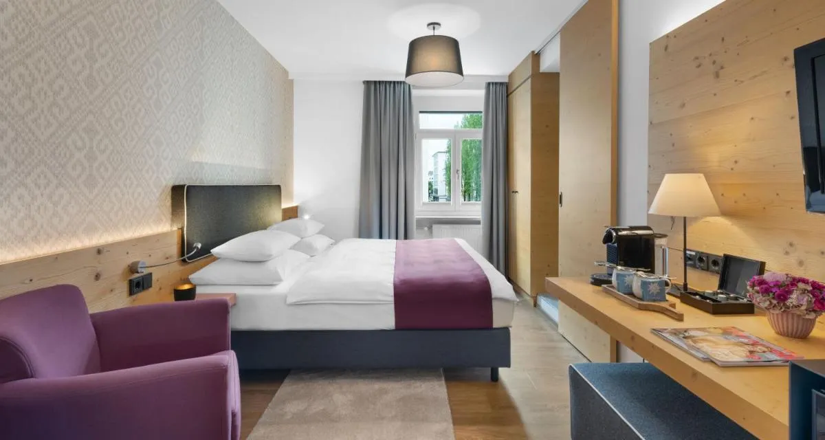 Image 1 of Alpen Hotel München