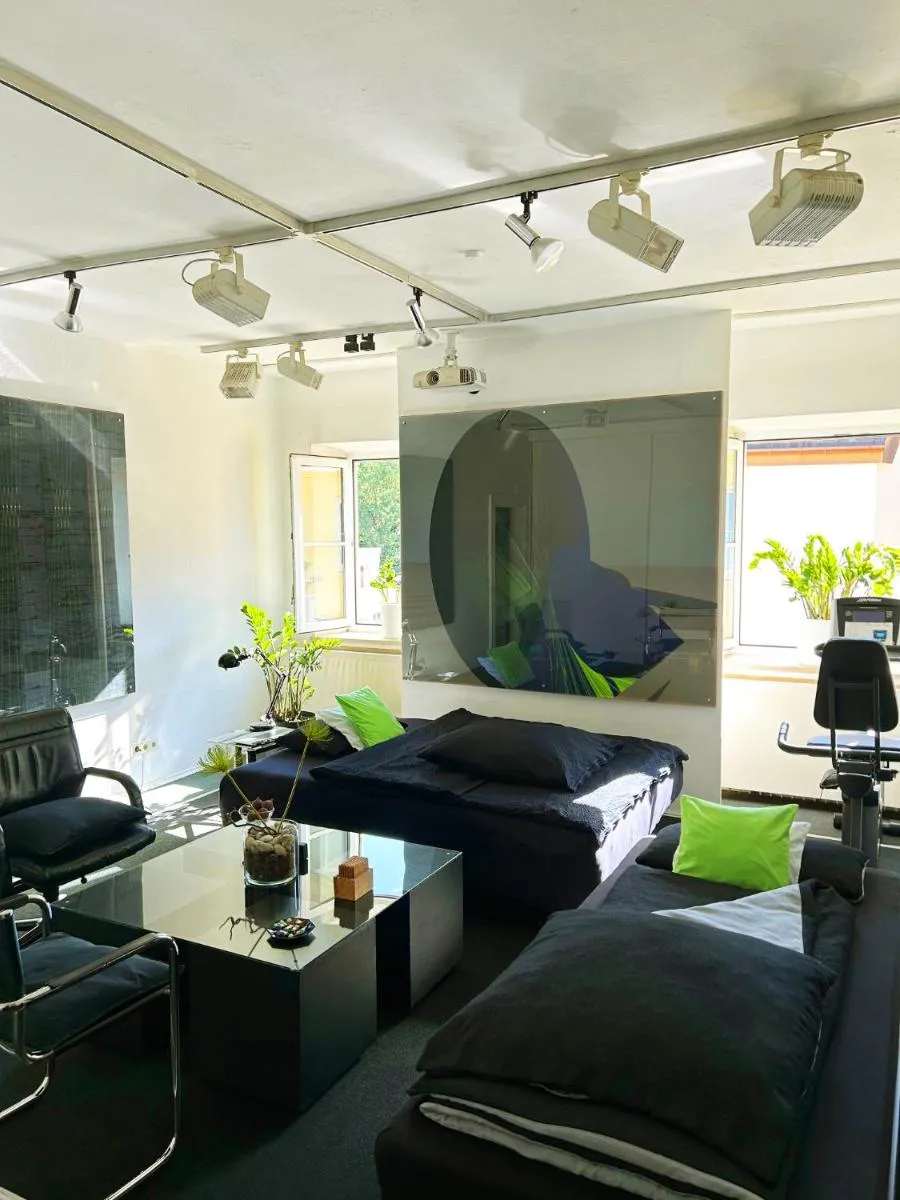 Image 4 of Artist Residence Schwabing