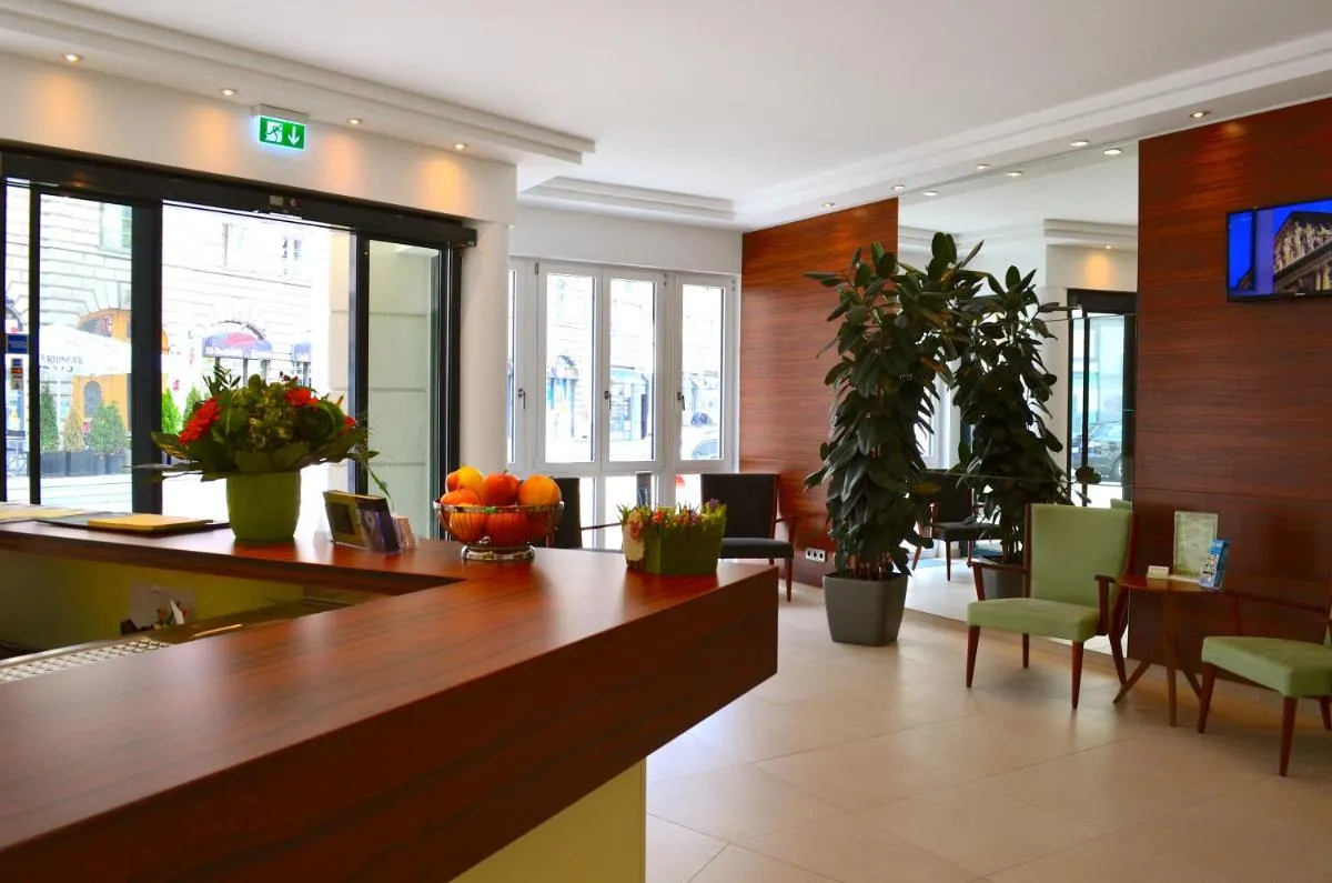 Image 4 of Augusten Hotel München