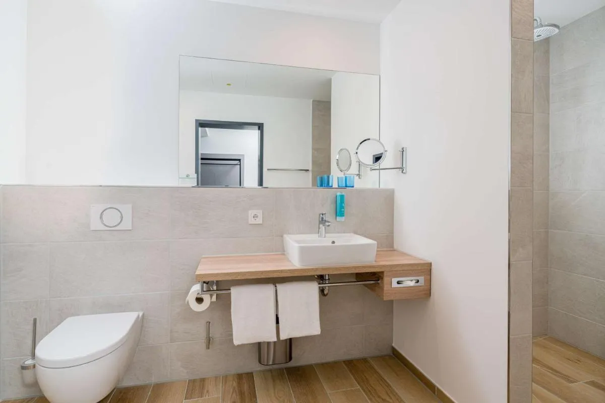 Image 2 of Best Western Hotel Arabellapark Muenchen