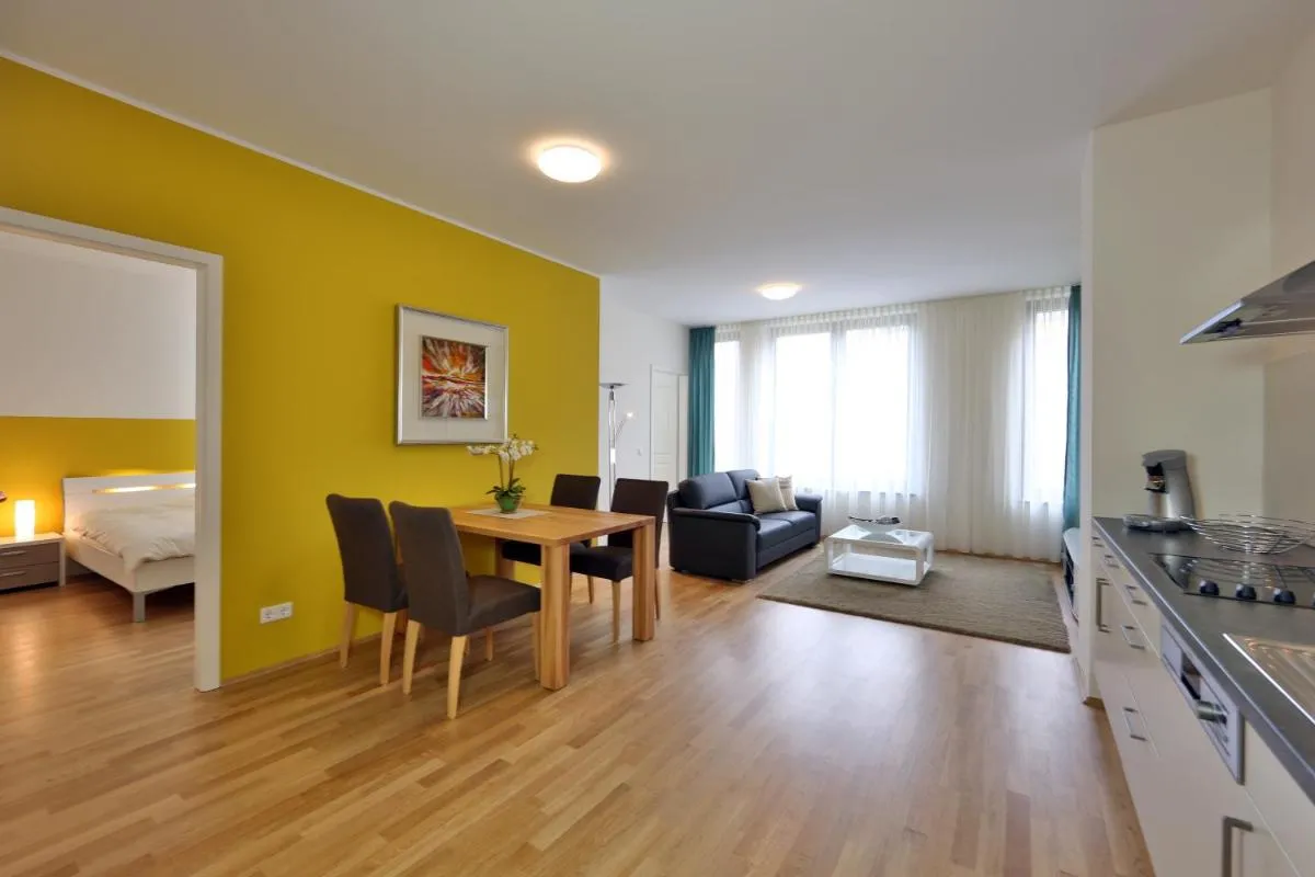 Image 6 of Business Suiten