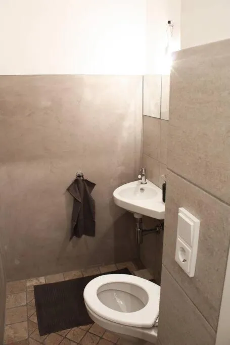 Image 6 of Cozy, Quiet Munich City Apartment