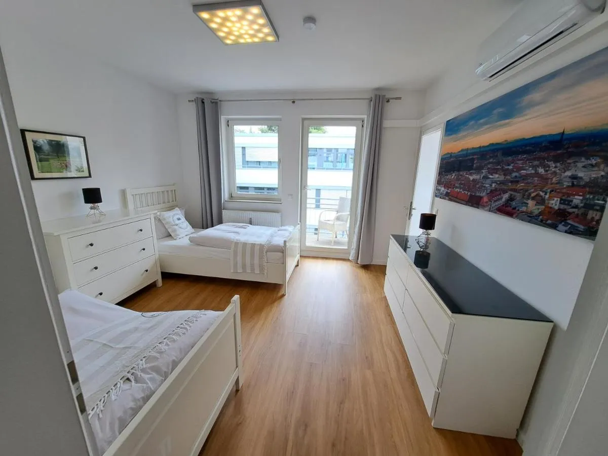 Image 1 of East Park Apartments Baumkirchner Str 18