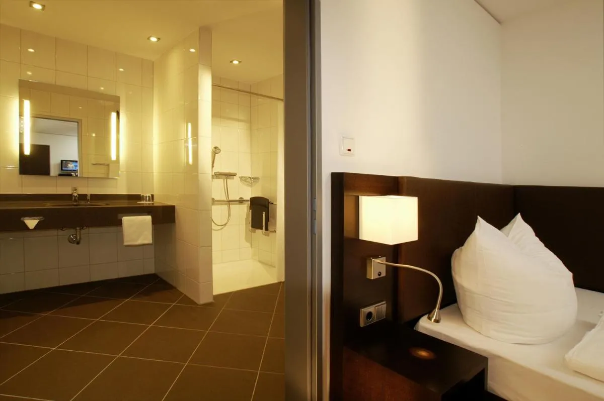 Image 1 of Feringapark Hotel Unterföhring