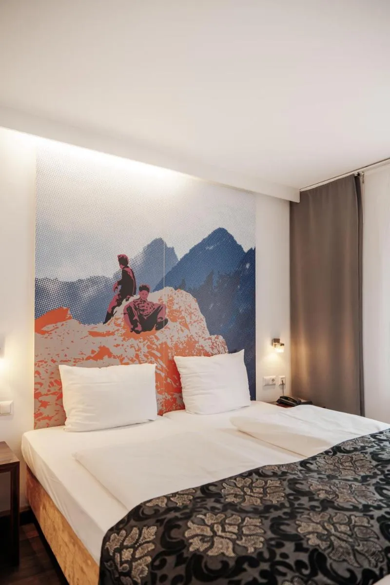 Image 3 of Helvetia Hotel Munich City Center