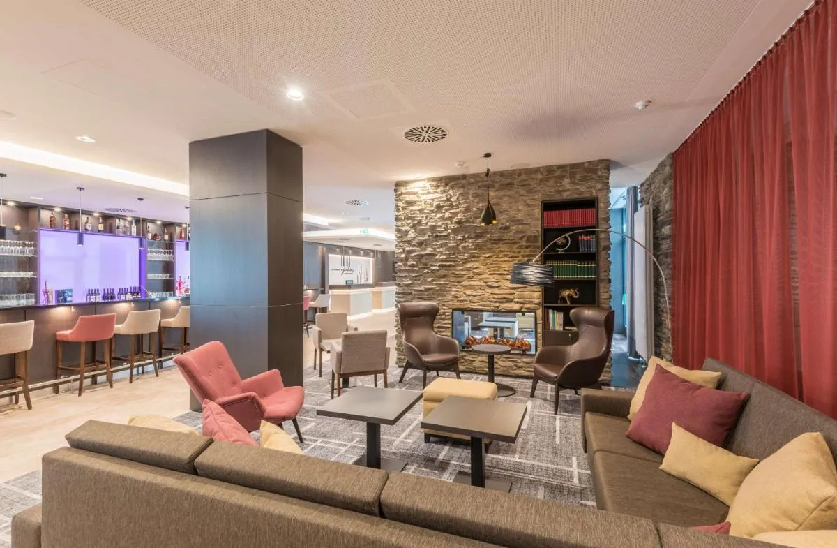 Image 4 of Hilton Garden Inn Munich City West