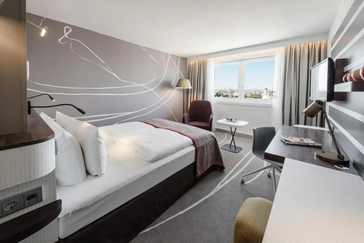 Image 2 of Holiday Inn Munich City Centre, an IHG Hotel