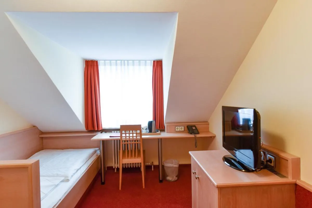 Image 3 of Hotel ADRIA München