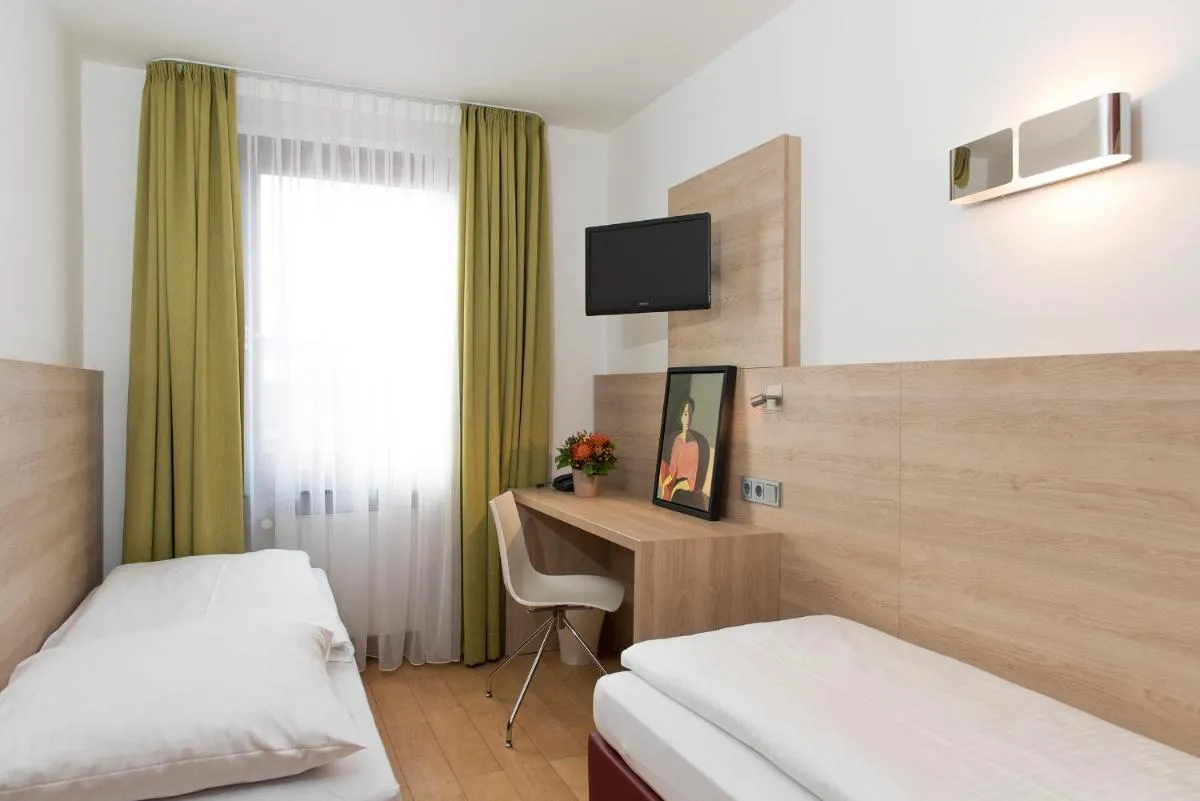 Image 4 of Hotel Amba