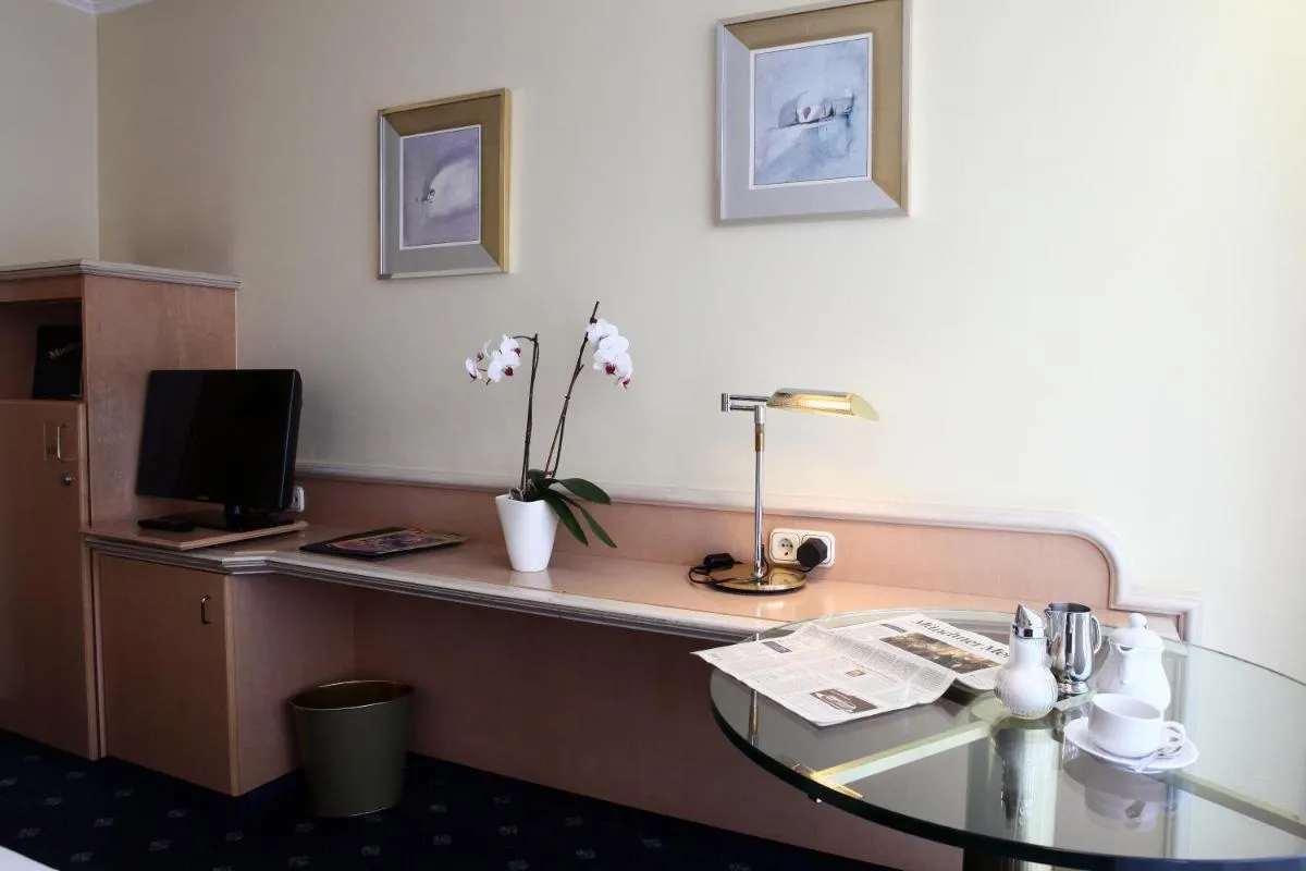 Image 4 of Hotel Ambiente Garni