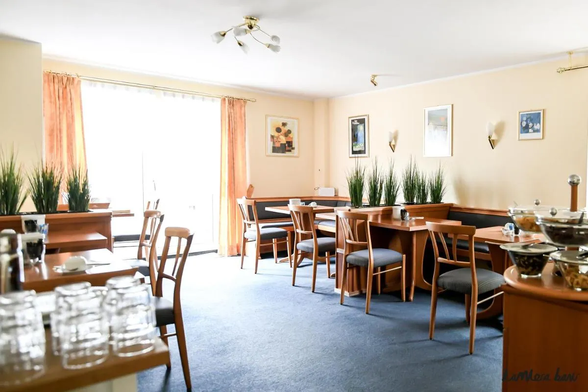 Image 3 of Hotel Blutenburg