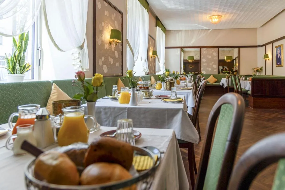 Image 3 of Hotel Brack