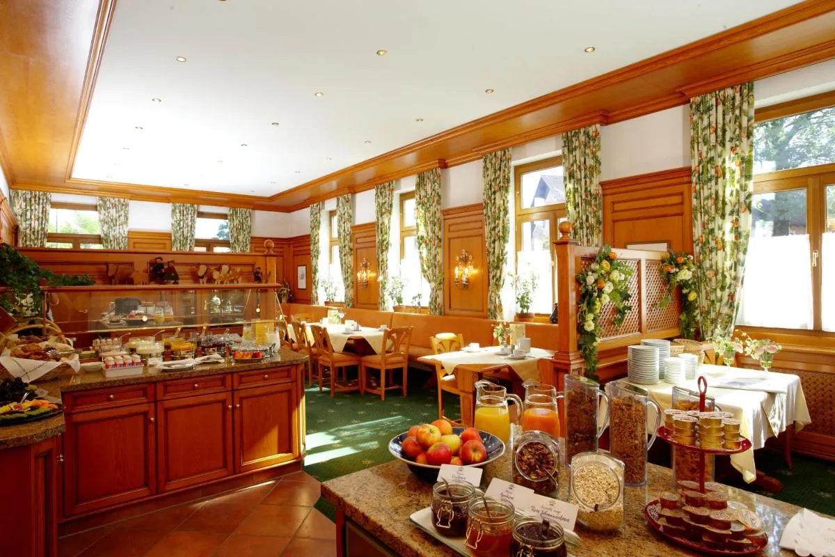 Image 2 of Hotel Grünwald