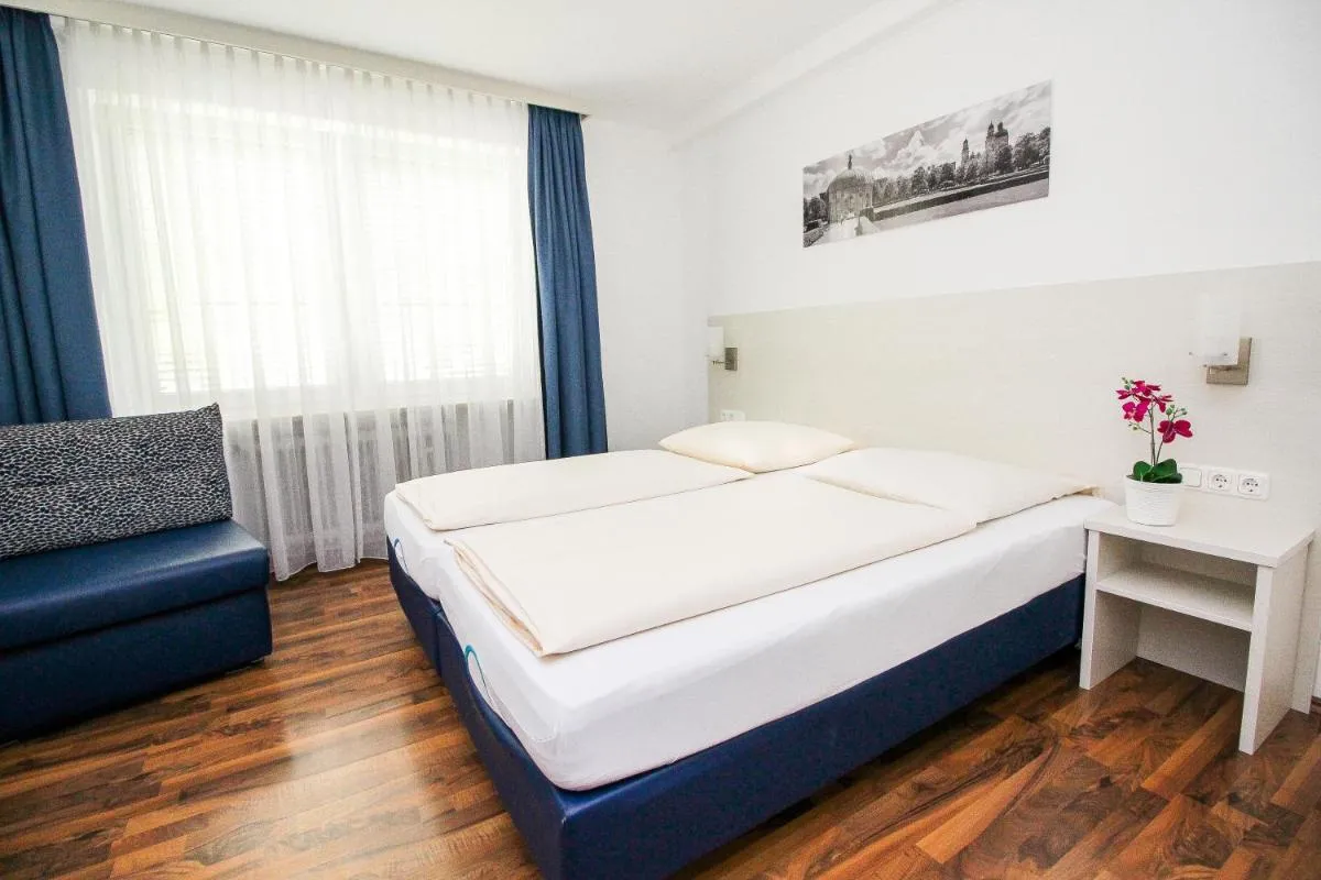 Image 5 of Hotel Olympia