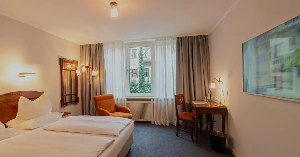 Image 1 of Hotel Olympic