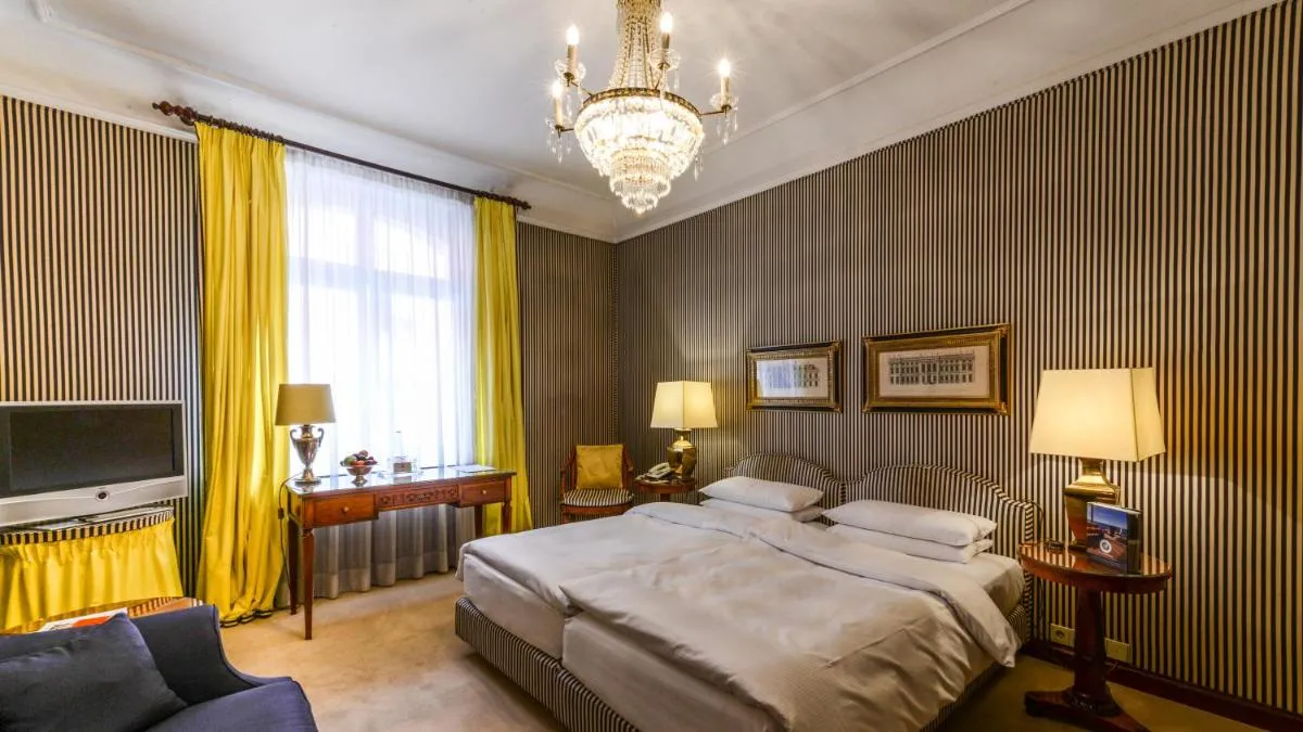Image 5 of Hotel Opera
