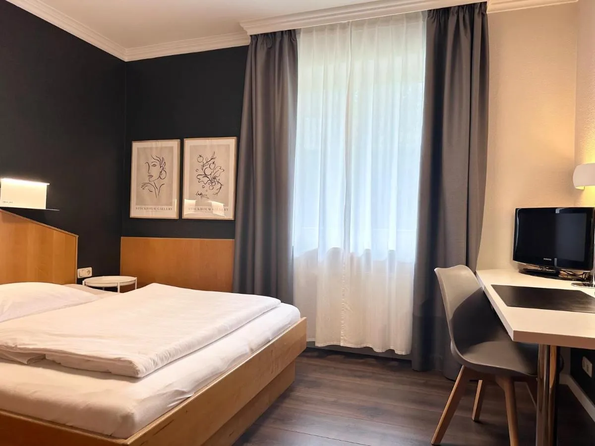 Image 1 of Hotel Villa Solln