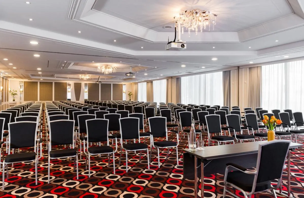 Image 6 of Leonardo Hotel Munich Arabellapark