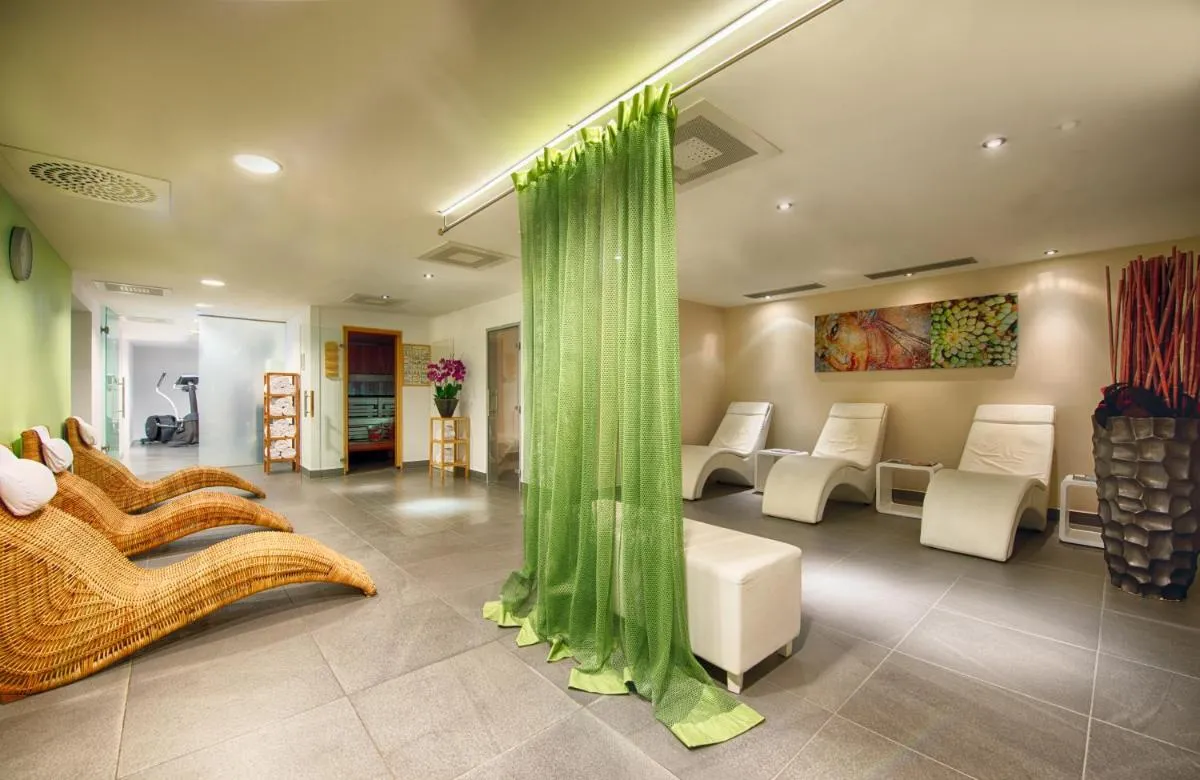 Image 4 of Leonardo Royal Hotel Munich
