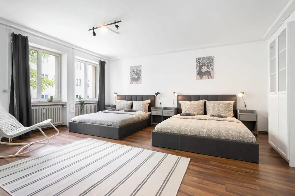 Image 1 of Living in Munich City Center