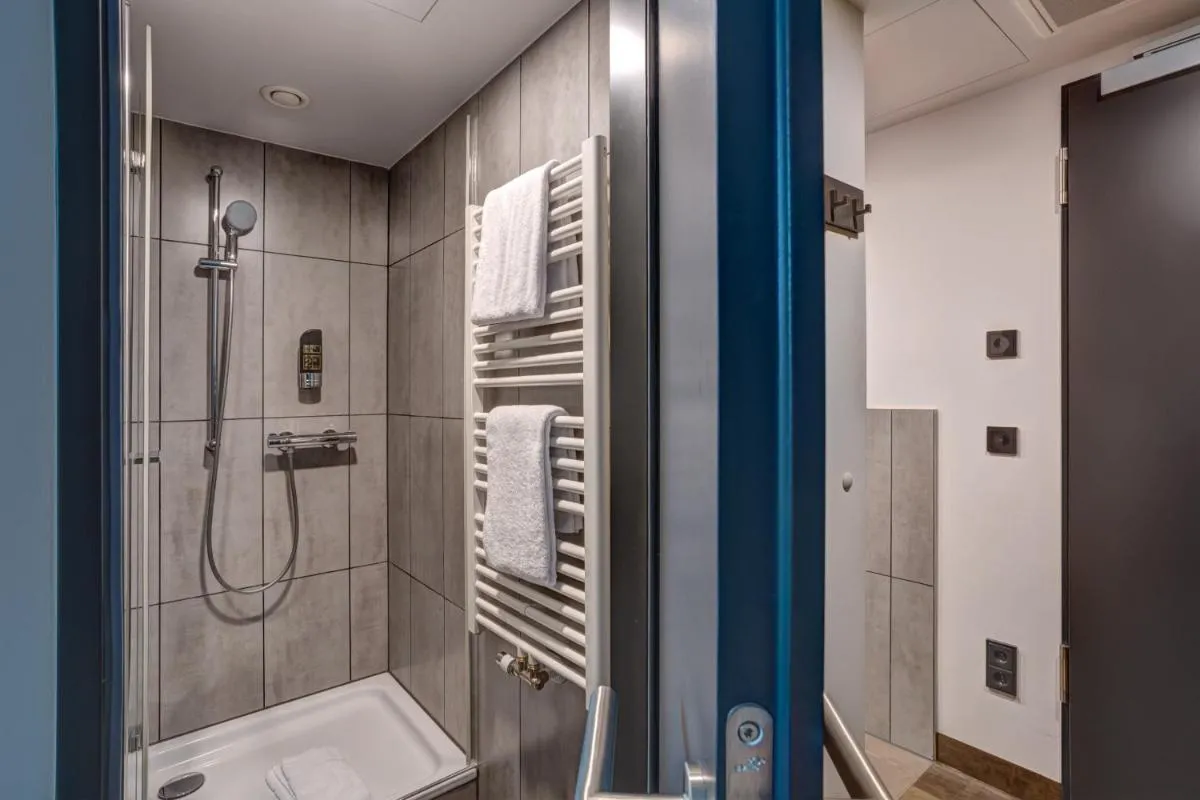 Image 2 of MEININGER Hotel München Olympiapark