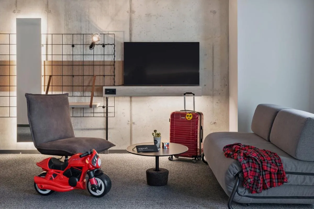 Image 4 of Moxy Munich Ostbahnhof