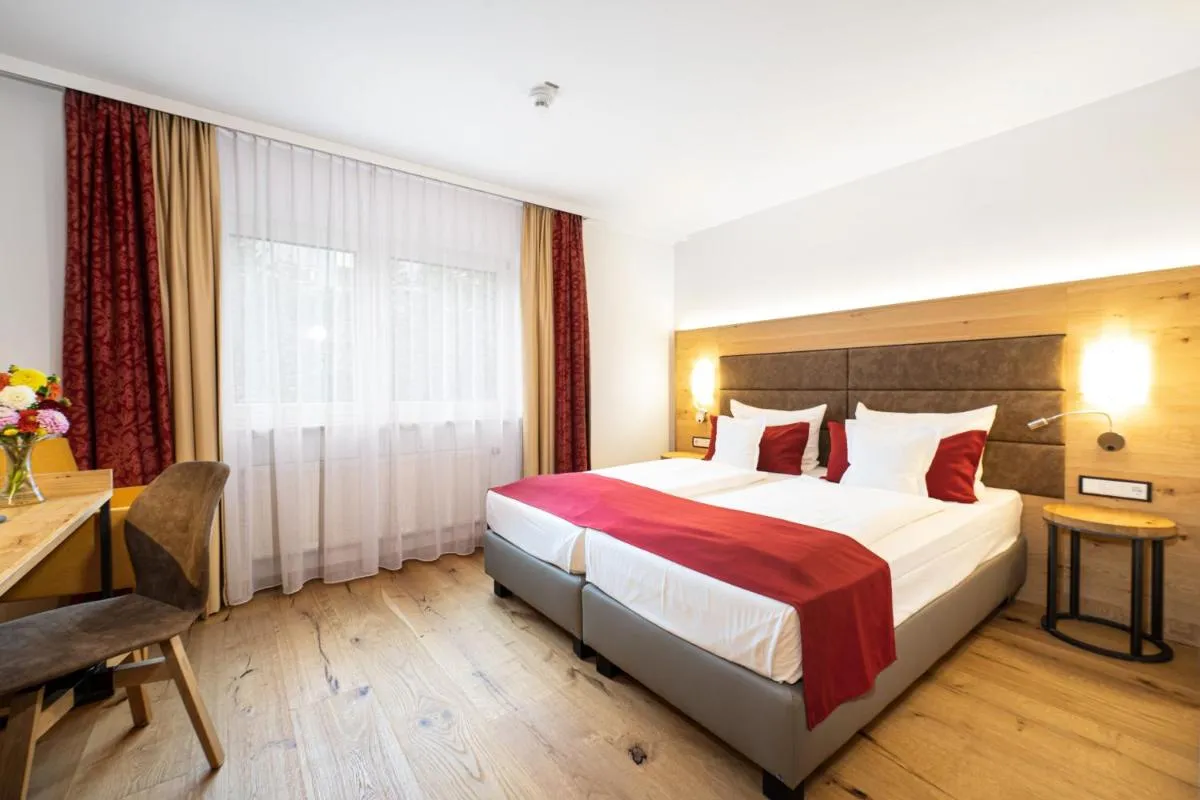 Image 1 of Park Hotel Laim