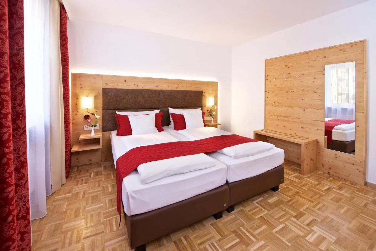 Image 2 of Park Hotel Laim Serviced Apartments