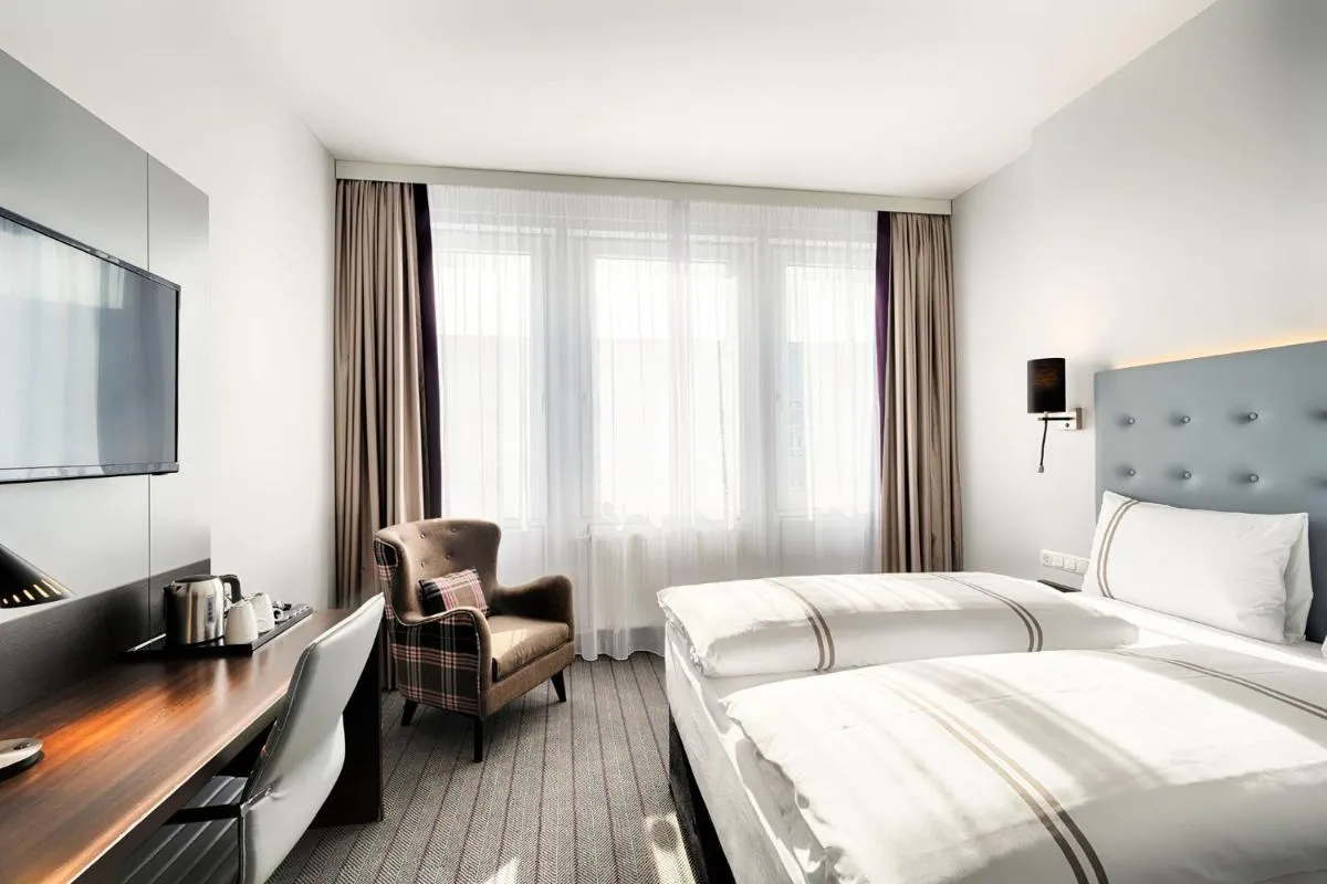 Image 6 of Premier Inn München City Ost