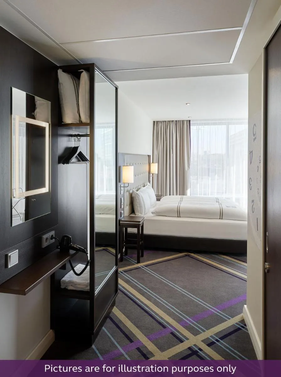Image 3 of Premier Inn München City Schwabing