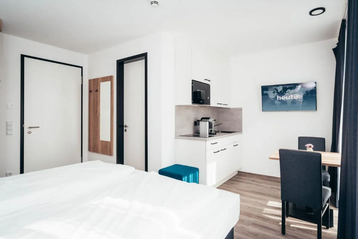 Image 4 of SmartLiving Apartments München