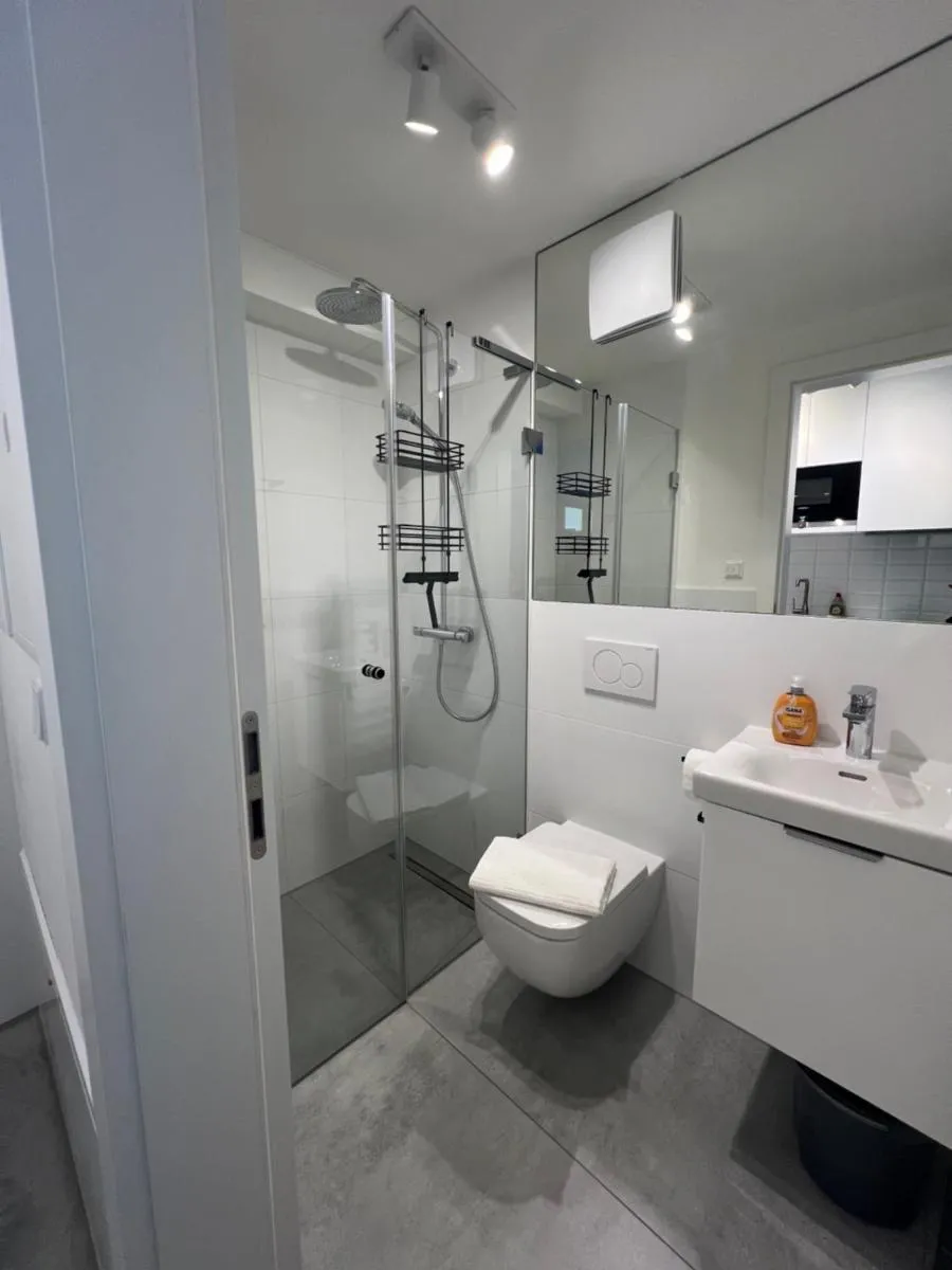Image 1 of Suite One Einsteinstraße