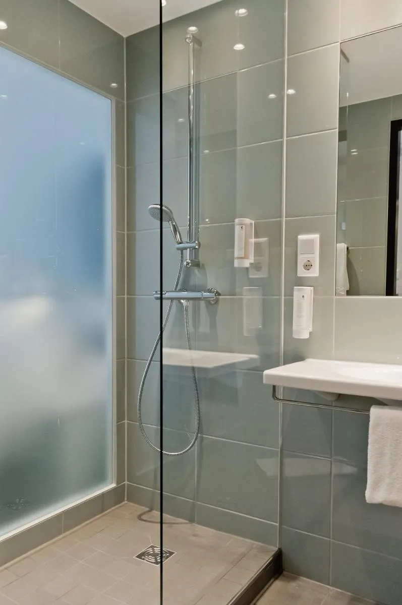 Image 3 of Super 8 by Wyndham Munich City West