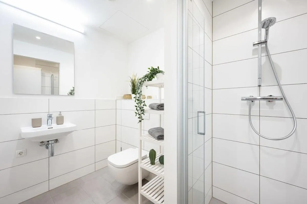 Image 2 of Urban Apartment with 2 Bedrooms