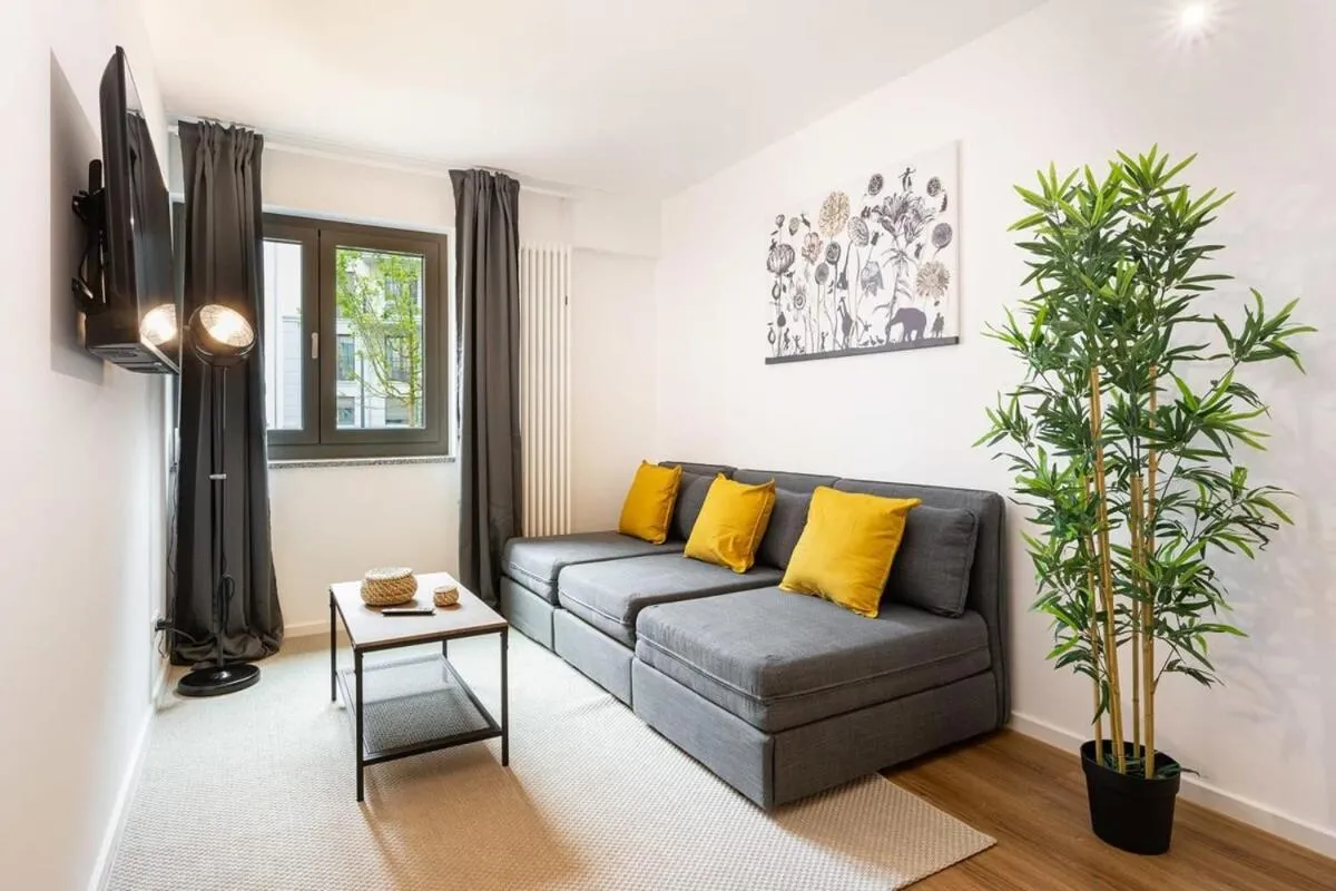 Image 4 of Urban Apartment with 2 Bedrooms