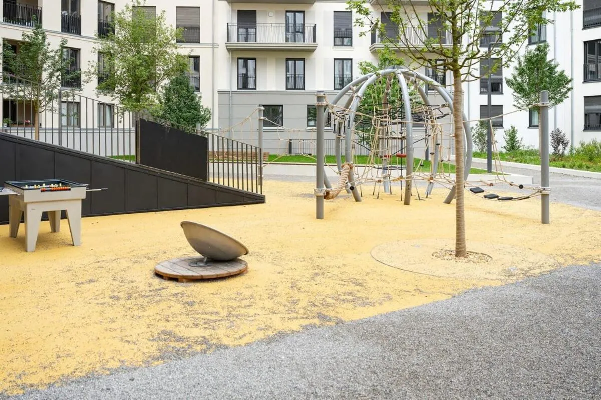 Image 5 of Urban Apartment with 2 Bedrooms