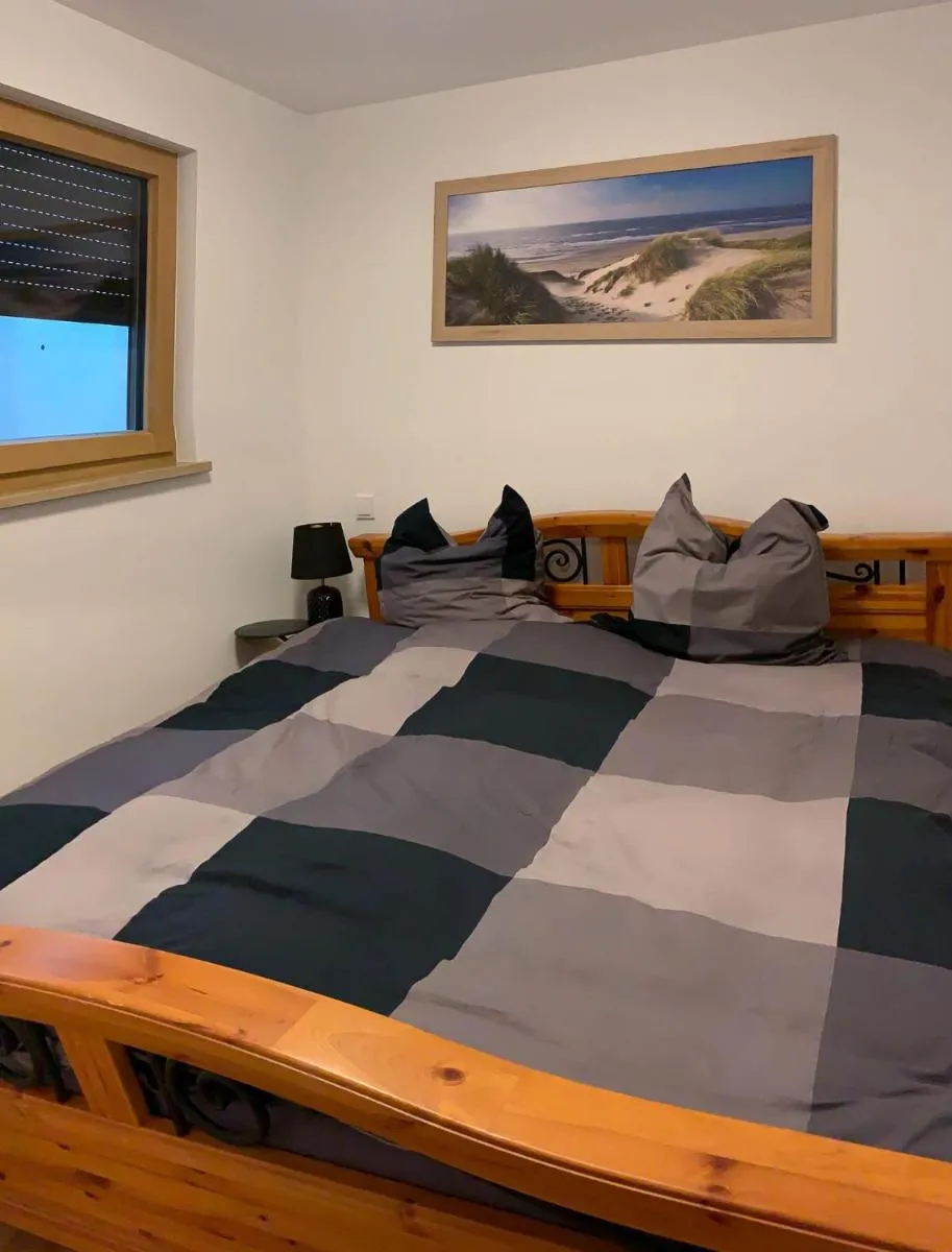 Image 2 of Wohnung möbliert, abgeschlossen und verkehrsgünstig gelegen