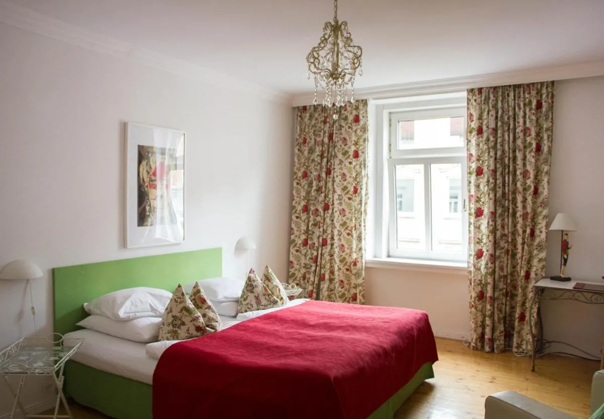 Image 1 of das HOTEL in München