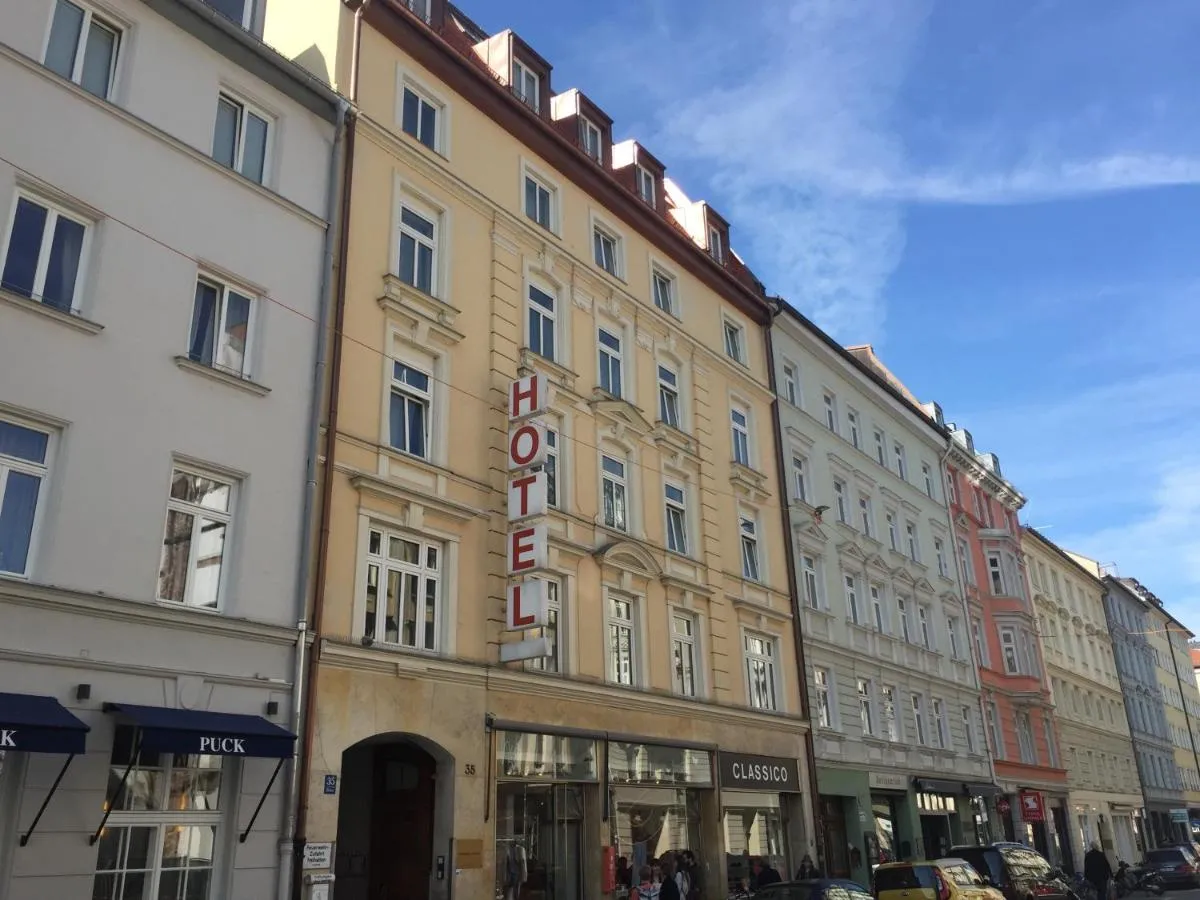 Image 4 of das HOTEL in München