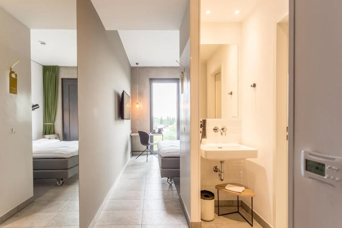 Image 2 of gambino hotel CINCINNATI