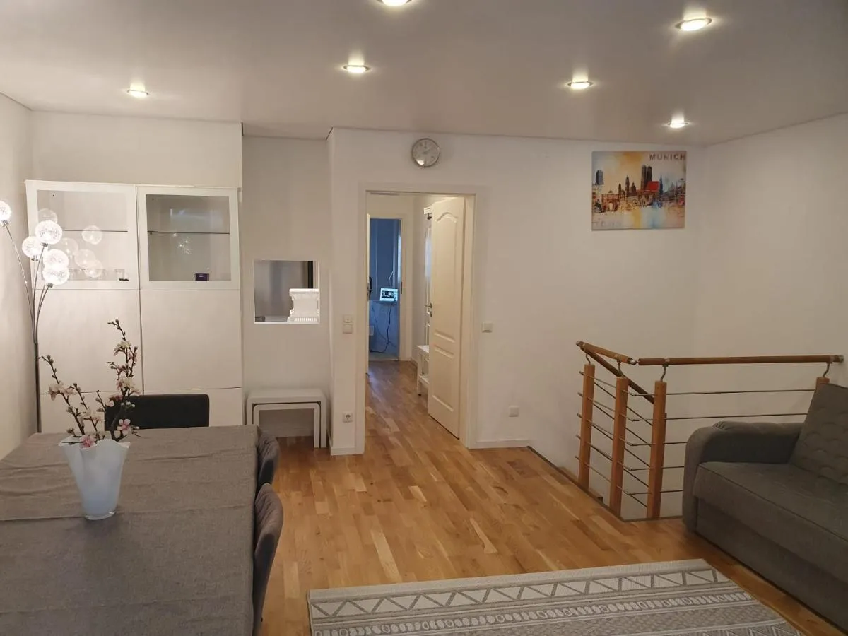 Image 4 of 80m2 Garten-Duplexwohnung in Altperlach
