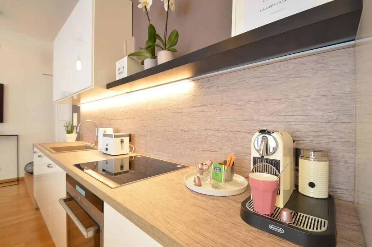 Image 4 of Asante-Design-Apartment Deluxe – very central