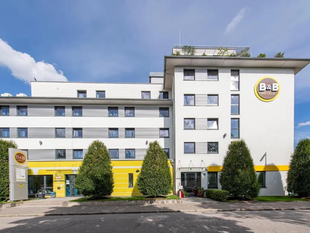 Image of B&B Hotel München City-Nord