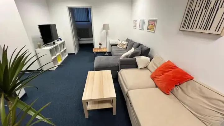 Image 4 of BeckHomes- new, unique apartment for 16 people