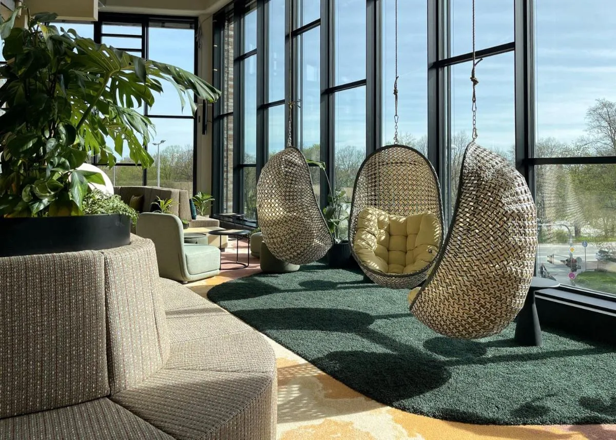 Image 3 of Cocoon Theresienwiese