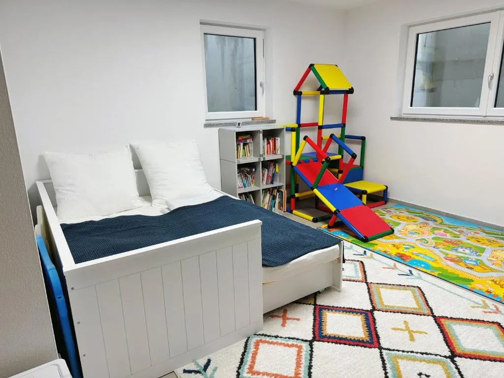 Image of EMMA Gardencity Basement Flat