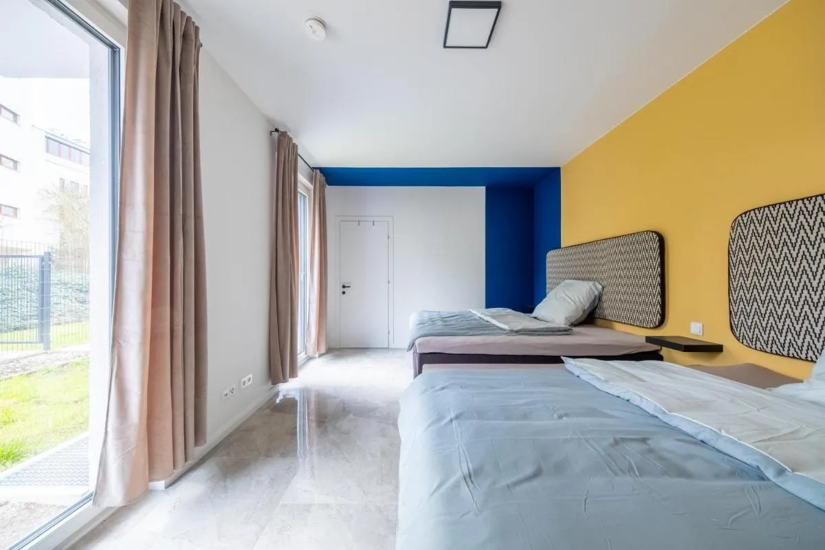 Image 1 of Fast Stay Luxury