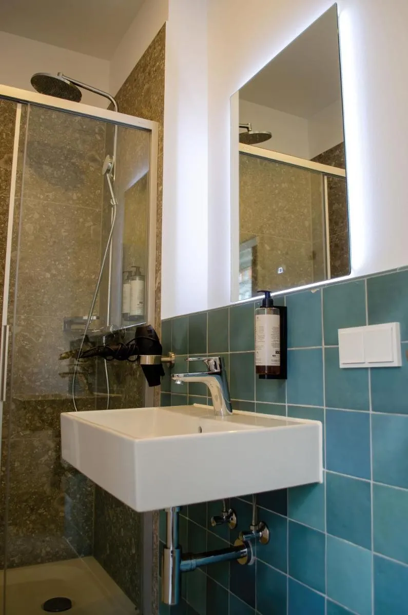 Image 3 of HOMELY STAY Studio 6 – Your Comfortable Self-Check-In Studio in Munich