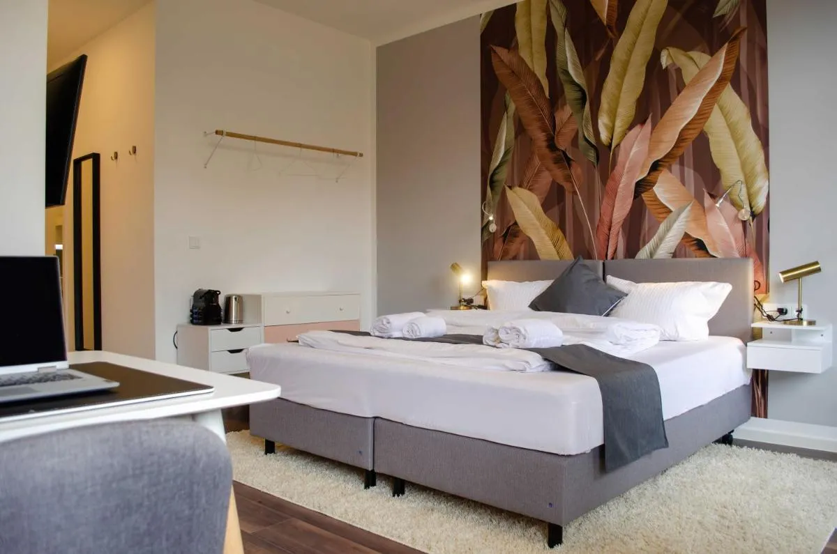 Image 1 of HOMELY STAY Studio 7 – Elegant Self-Check-In Studio for Urban Travelers